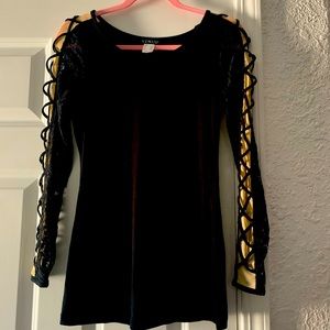 Venus lace long sleeve top.